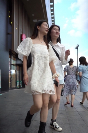 【YZWCD】YC580美妆店的白色花裙美女！白色NK弯腰！